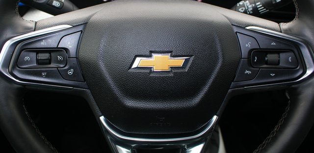 used 2025 Chevrolet Trax car, priced at $24,336