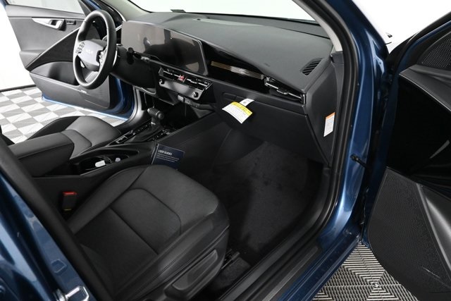 new 2025 Kia Niro car, priced at $33,505