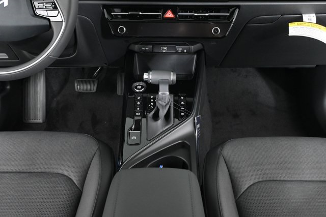 new 2025 Kia Niro car, priced at $33,505