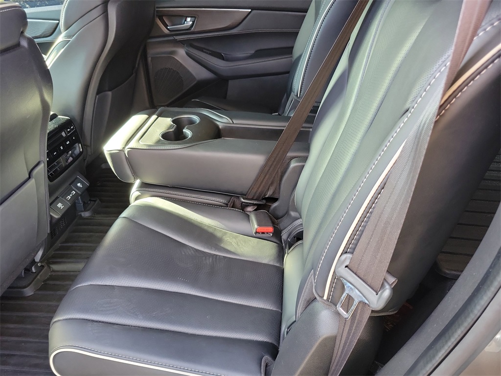 used 2022 Acura MDX car, priced at $40,998