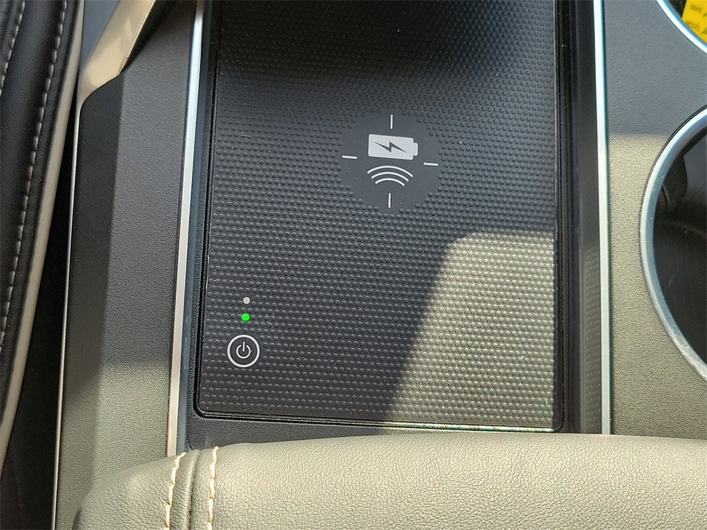 used 2022 Acura MDX car, priced at $40,998