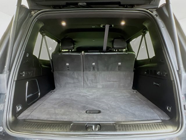 used 2024 Jeep Wagoneer L car, priced at $44,345