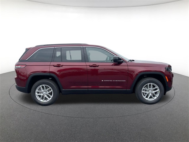 new 2025 Jeep Grand Cherokee car, priced at $37,639