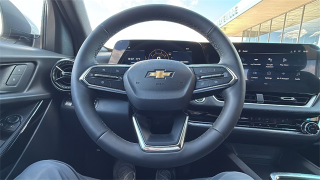 new 2026 Chevrolet Equinox car, priced at $32,940