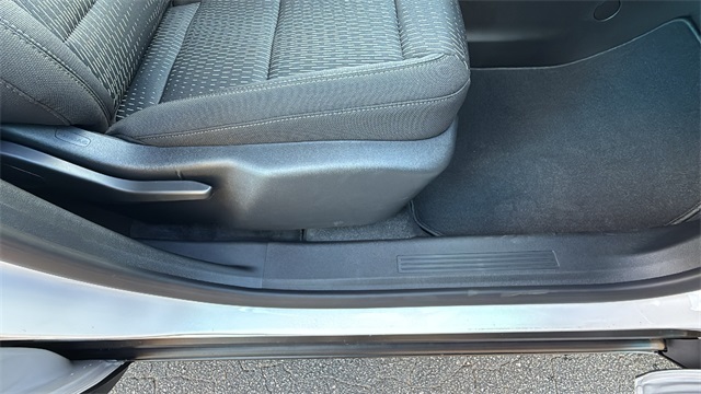 new 2026 Chevrolet Equinox car, priced at $32,940