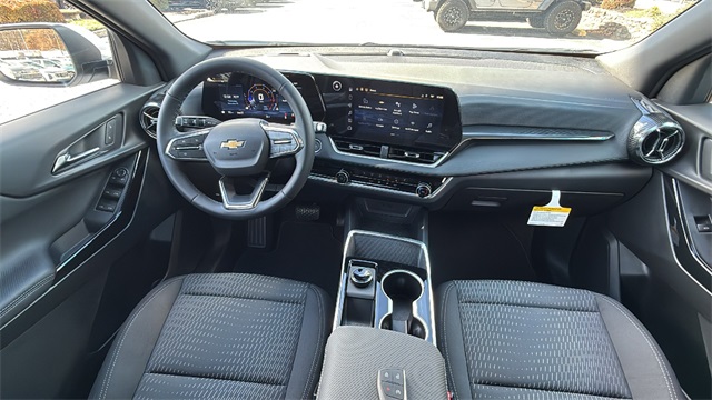 new 2026 Chevrolet Equinox car, priced at $32,940