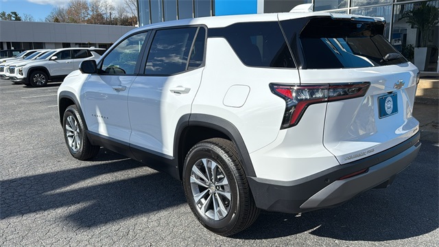 new 2026 Chevrolet Equinox car, priced at $32,940