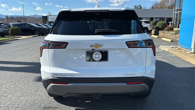 new 2026 Chevrolet Equinox car, priced at $32,940