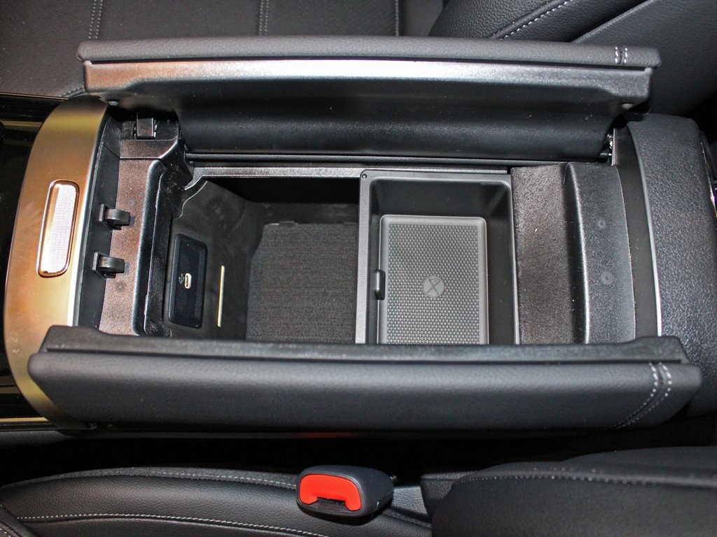 new 2025 Mercedes-Benz GLC car, priced at $57,095