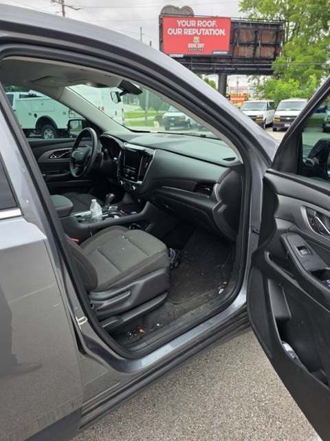 used 2020 Chevrolet Traverse car, priced at $24,123
