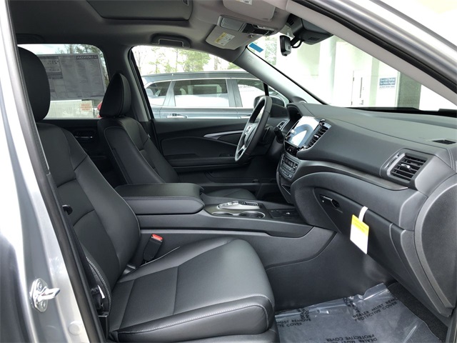 new 2025 Honda Ridgeline car, priced at $44,430