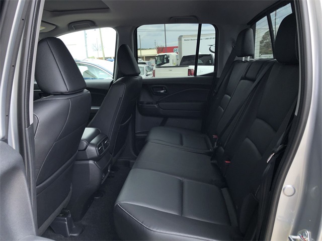 new 2025 Honda Ridgeline car, priced at $44,430
