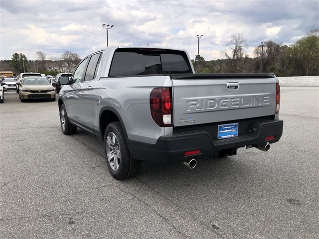 new 2025 Honda Ridgeline car, priced at $44,430