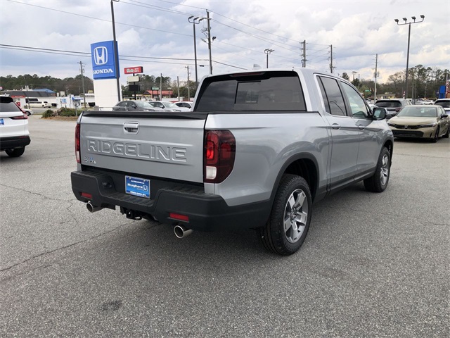 new 2025 Honda Ridgeline car, priced at $44,430