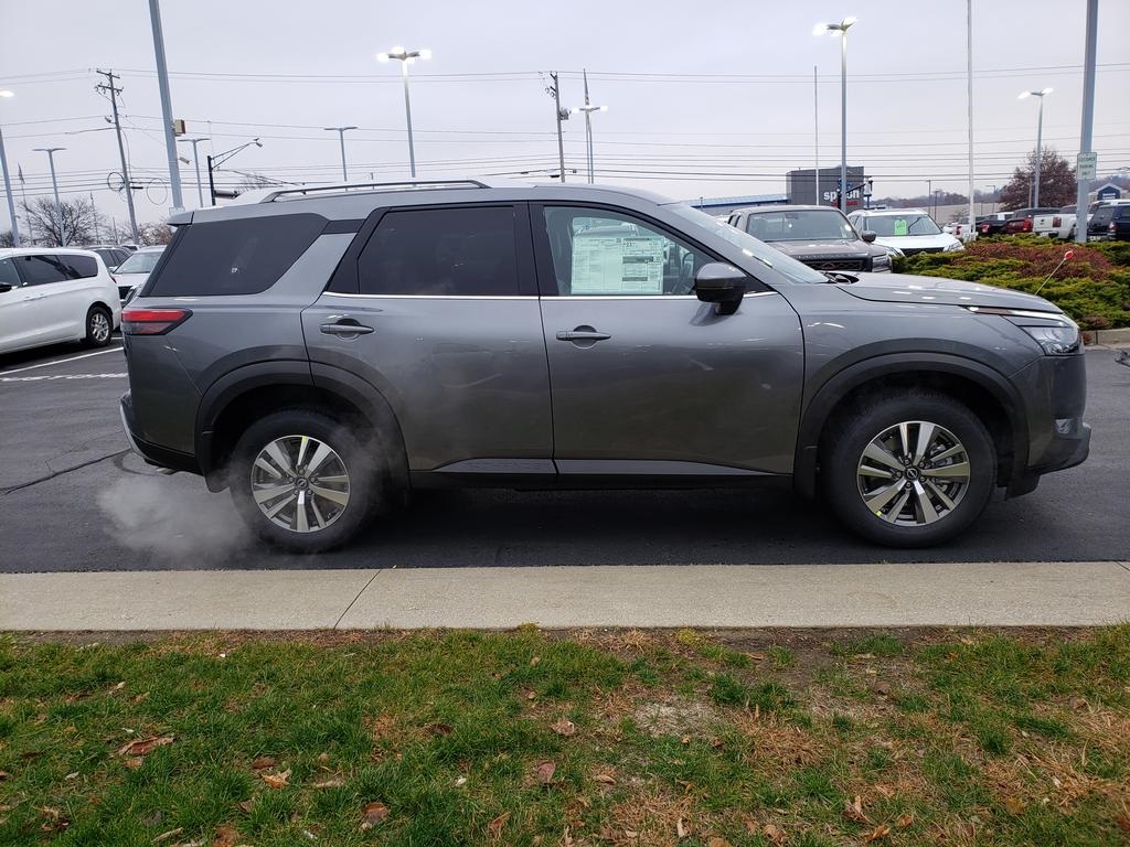 new 2025 Nissan Pathfinder car, priced at $38,288