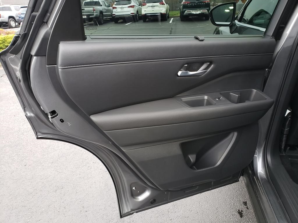 new 2025 Nissan Pathfinder car, priced at $38,288