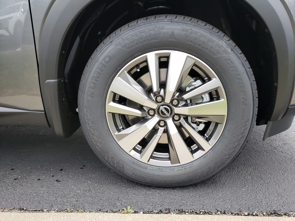 new 2025 Nissan Pathfinder car, priced at $38,288