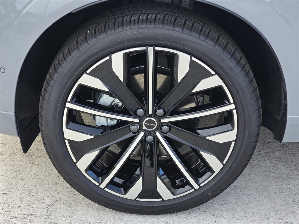 new 2026 Volvo XC60 car, priced at $60,935