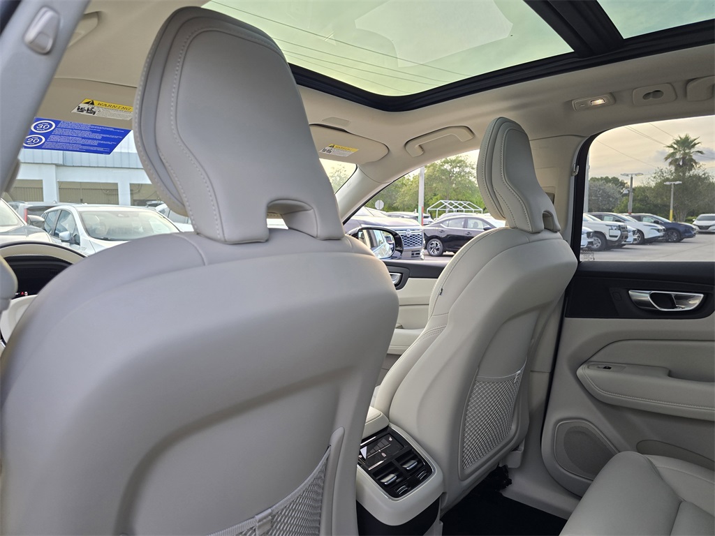 new 2026 Volvo XC60 car, priced at $60,935