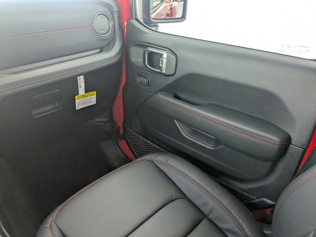 new 2025 Jeep Wrangler car, priced at $56,090
