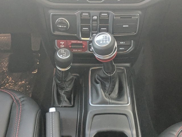 new 2025 Jeep Wrangler car, priced at $56,090