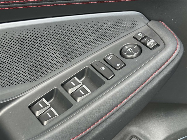 new 2025 Acura MDX car, priced at $70,250