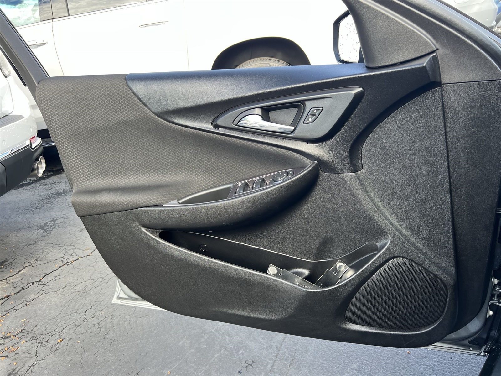 used 2023 Chevrolet Malibu car, priced at $16,999