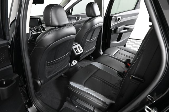 used 2023 Kia Sorento car, priced at $24,955
