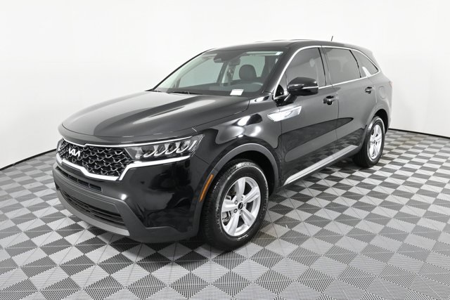 used 2023 Kia Sorento car, priced at $24,955