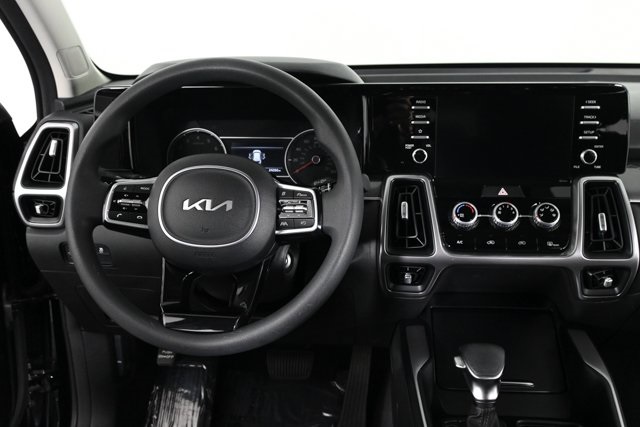 used 2023 Kia Sorento car, priced at $24,955