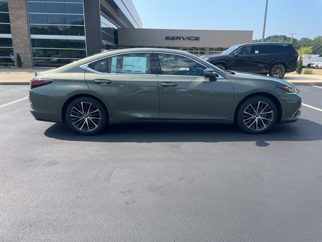 new 2025 Lexus ES car, priced at $49,324