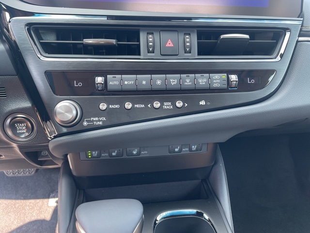 new 2025 Lexus ES car, priced at $49,324