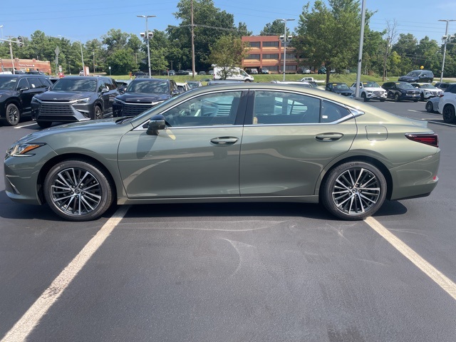 new 2025 Lexus ES car, priced at $49,324