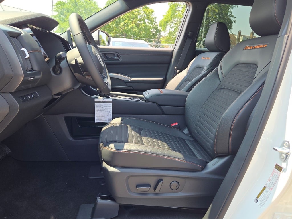 new 2025 Nissan Pathfinder car, priced at $46,505