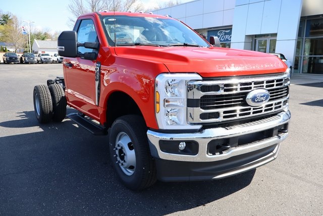 new 2024 Ford F-350SD car, priced at $54,598