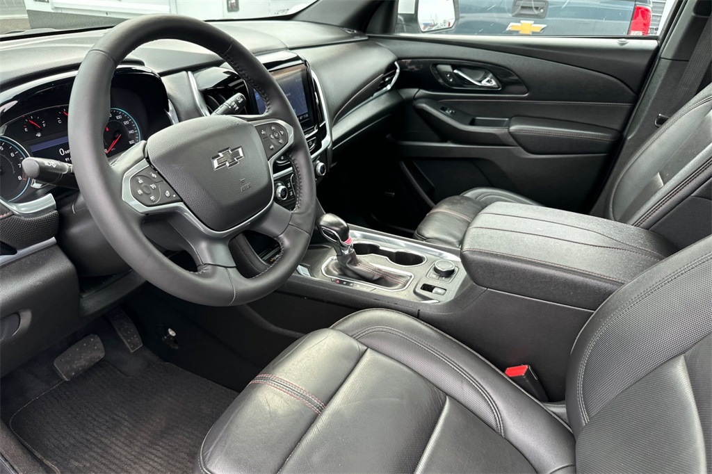 used 2022 Chevrolet Traverse car, priced at $34,947