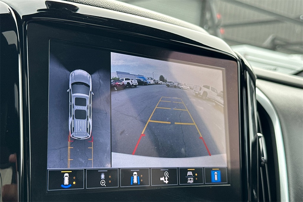 used 2022 Chevrolet Traverse car, priced at $34,947