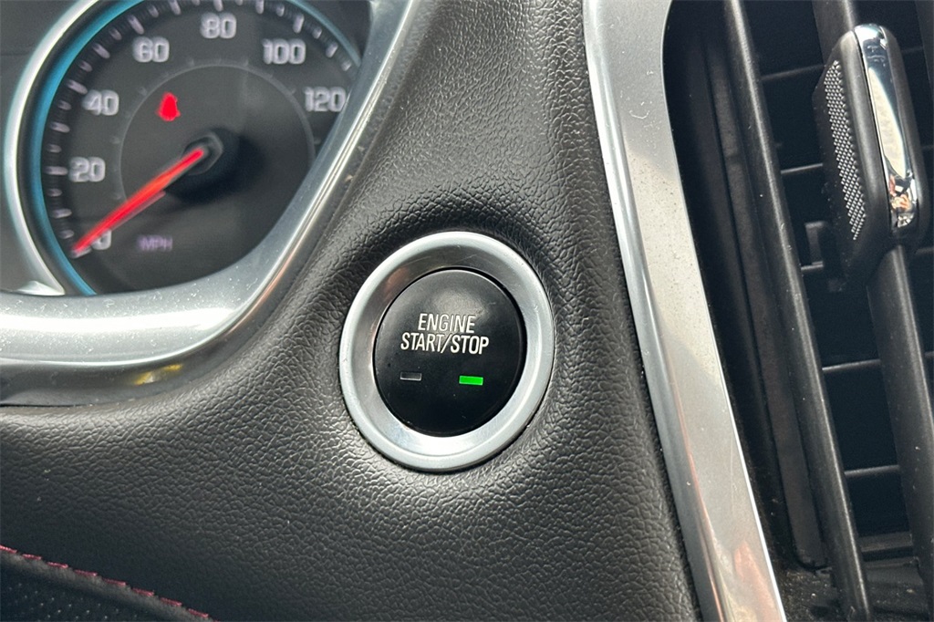 used 2022 Chevrolet Traverse car, priced at $34,947