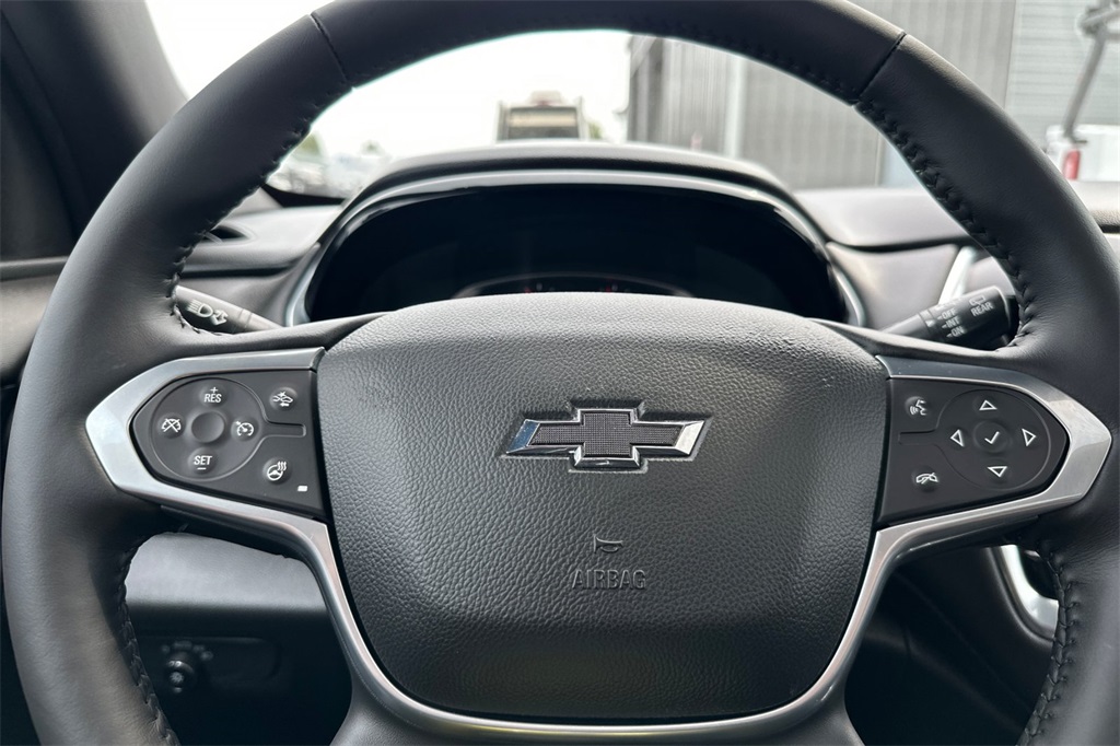 used 2022 Chevrolet Traverse car, priced at $34,947