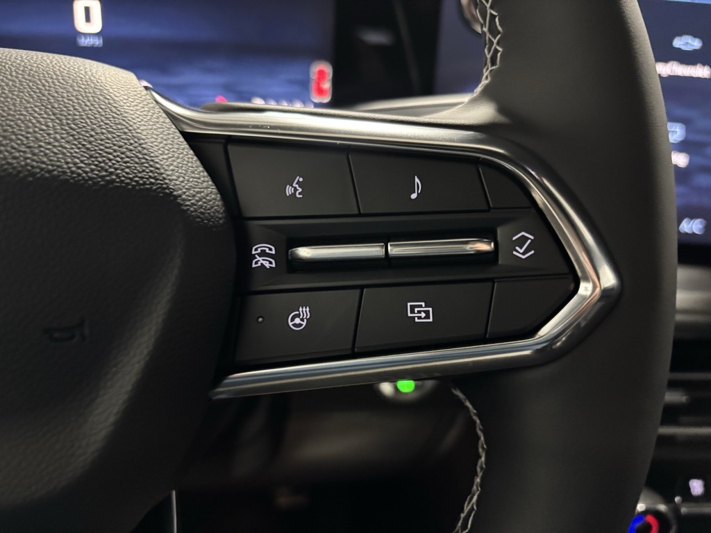 new 2026 Chevrolet Traverse car, priced at $50,328