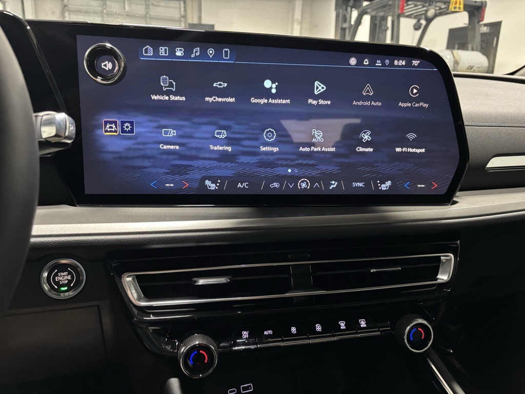 new 2026 Chevrolet Traverse car, priced at $50,328