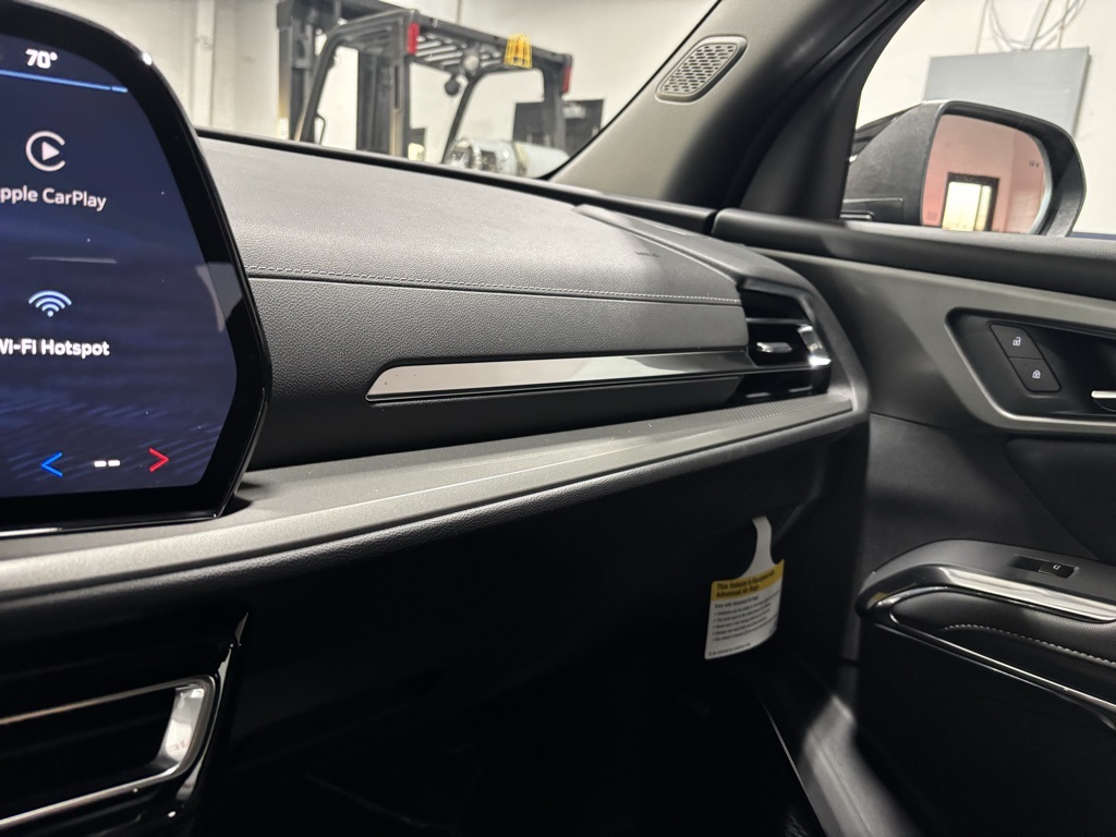 new 2026 Chevrolet Traverse car, priced at $50,328