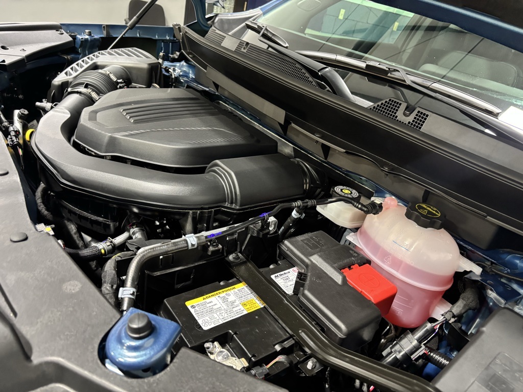 new 2026 Chevrolet Traverse car, priced at $50,328