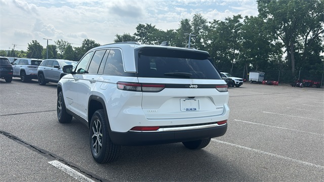 new 2025 Jeep Grand Cherokee car, priced at $45,381
