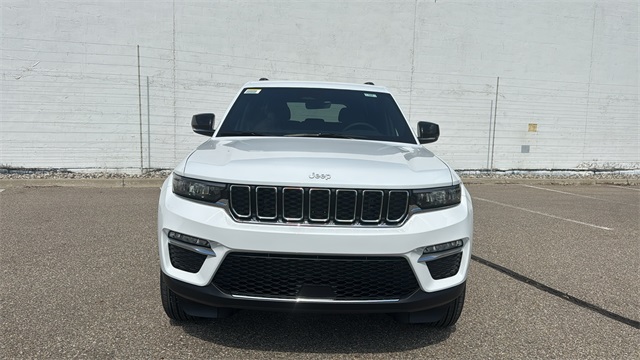new 2025 Jeep Grand Cherokee car, priced at $45,381