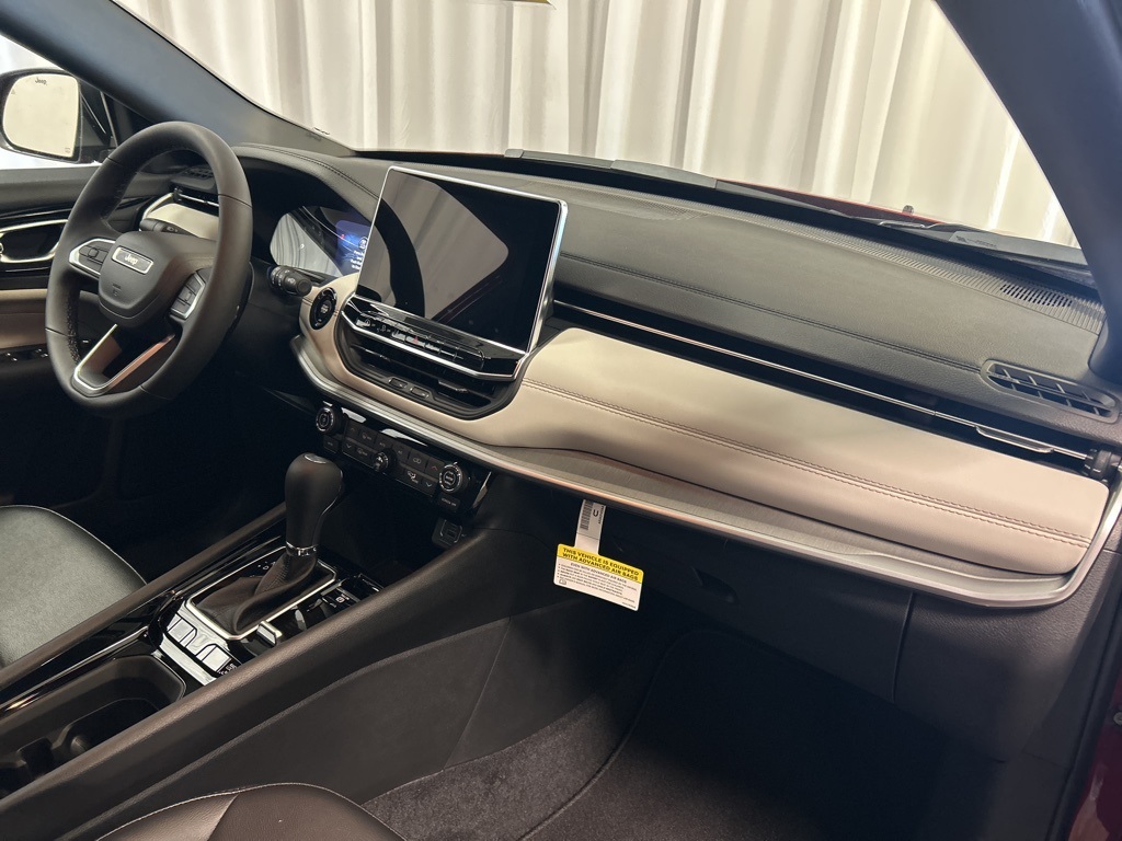 new 2026 Jeep Compass car, priced at $34,625
