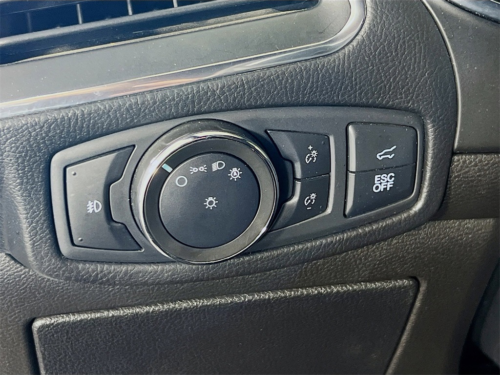 used 2020 Ford Edge car, priced at $21,499