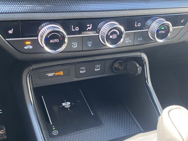 new 2026 Honda CR-V Hybrid car, priced at $39,591