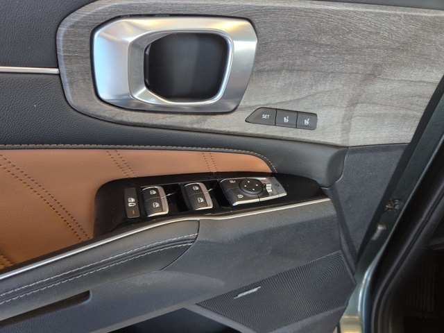 used 2022 Kia Sorento car, priced at $30,777
