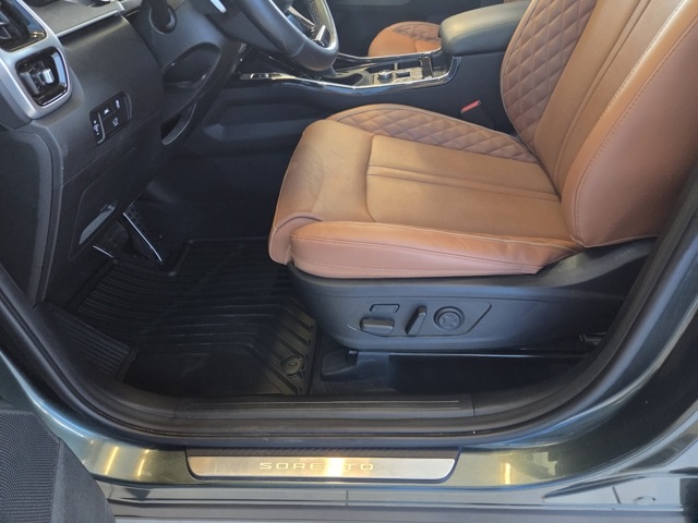 used 2022 Kia Sorento car, priced at $30,777